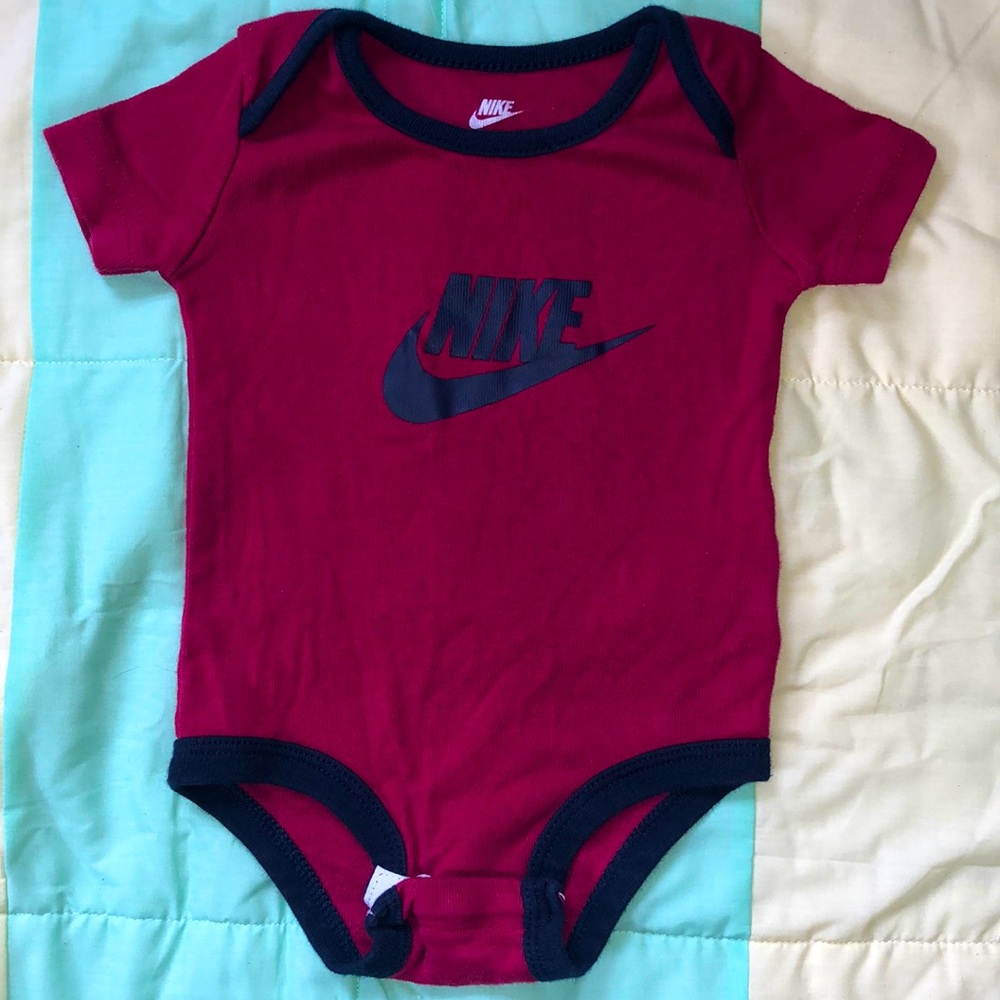 Nike Baby Onesie 0-3 month